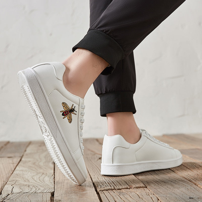 Women's Casual Bee Lace-up Sneakers