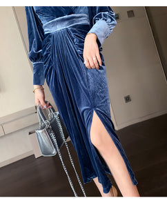 Elegant Lantern Sleeve Velvet Dress with V-Neck
